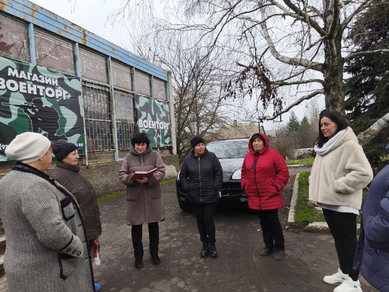 Сегодня начальник Мичуринского территориального отдела Администрации Тельмановского округа провела встречу с жителями села Первомайское