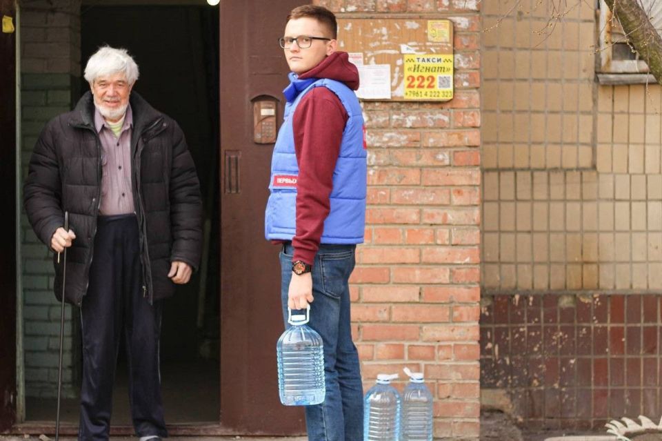 С Днём добровольца. Праздник людей с большим сердцем, которые не могут пройти мимо чужой беды С Днём добровольца. Праздник людей с большим сердцем, которые не могут пройти мимо чужой беды