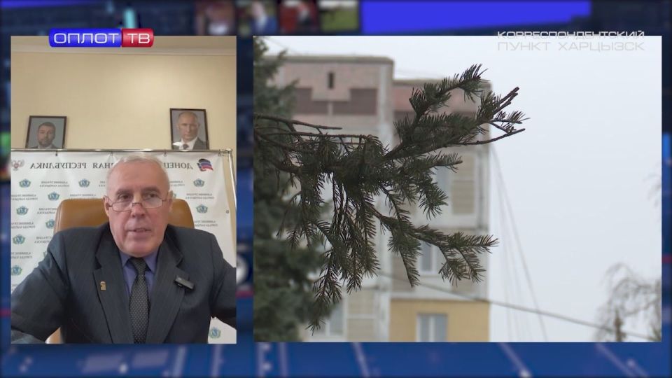 О муниципальных услугах. Также в ходе прямого эфира временно исполняющий полномочия главы городского округа Евгений Поплавский затронул важную тему предоставления гражданам некоторых муниципальных услуг – например, справок...