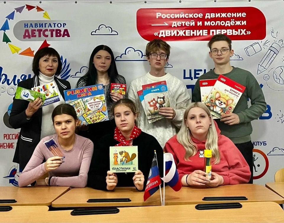 День волонтера в России. Это праздник людей, которые своим примером учат милосердию, заботе и неравнодушию День волонтера в России. Это праздник людей, которые своим примером учат милосердию, заботе и неравнодушию