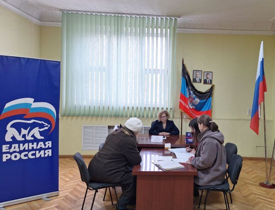 Прием граждан в общественной приемной «Единой России» Прием граждан в общественной приемной «Единой России»