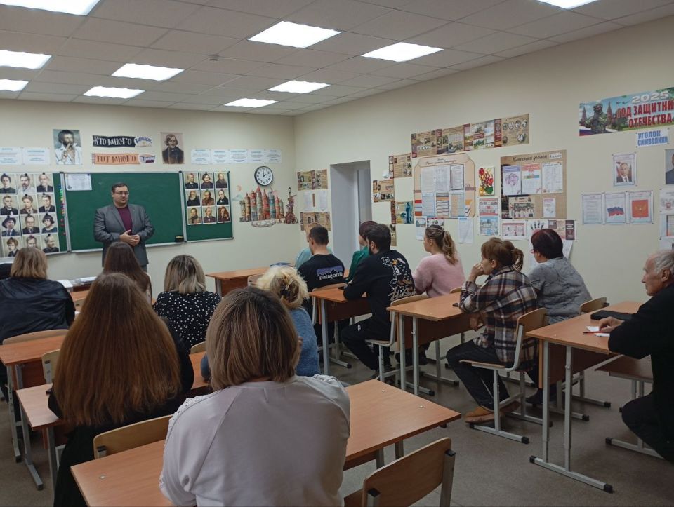 Рабочая встреча в Приазовской школе