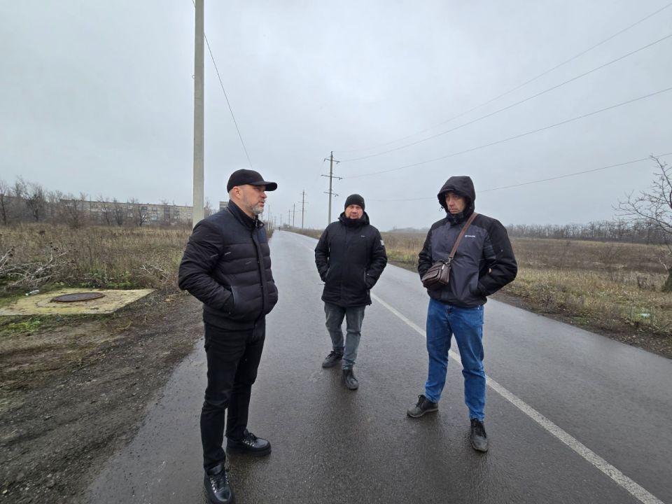 Сергей Желновач: Проинспектировал уличное освещение в городе Дебальцево Сергей Желновач: Проинспектировал уличное освещение в городе Дебальцево
