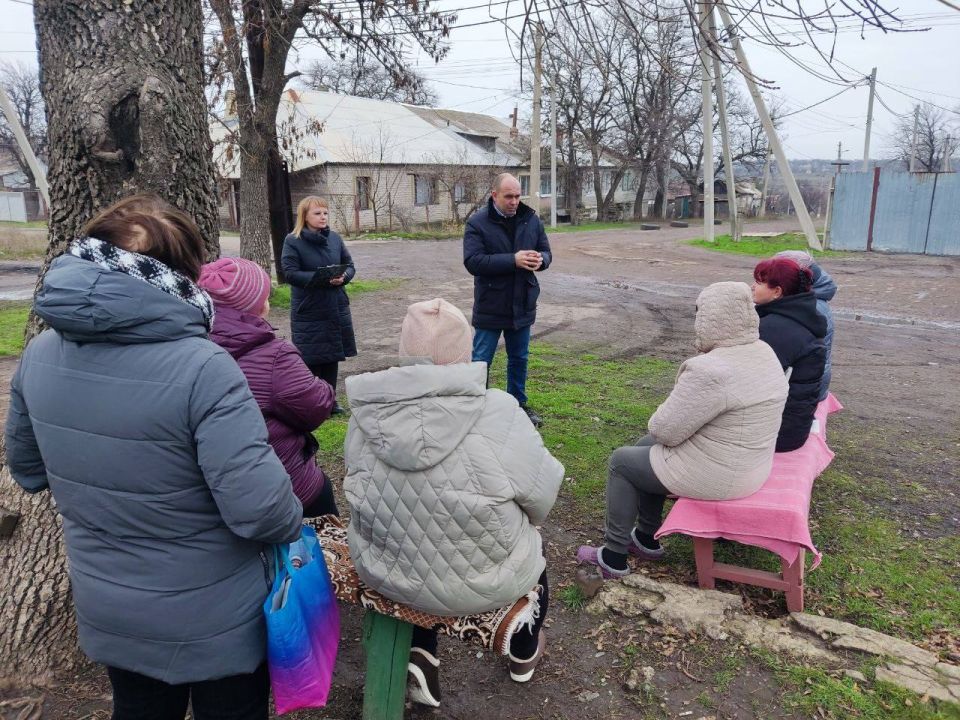 Сегодня, 05 декабря, в рамках проекта «УПРАВДОМ» ВПП «ЕДИНАЯ РОССИЯ», состоялась встреча с жителями улицы Горняцкая г. Моспино