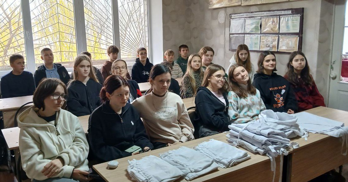 Путь к будущей профессии: юные гости в Ясиноватском многопрофильном техникуме Путь к будущей профессии: юные гости в Ясиноватском многопрофильном техникуме