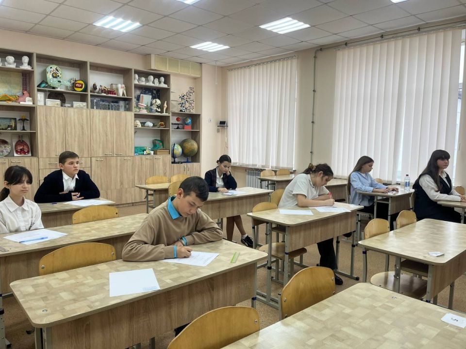 В Мангушском округе состоялся муниципальный этап Всероссийской олимпиады школьников по географии В Мангушском округе состоялся муниципальный этап Всероссийской олимпиады школьников по географии