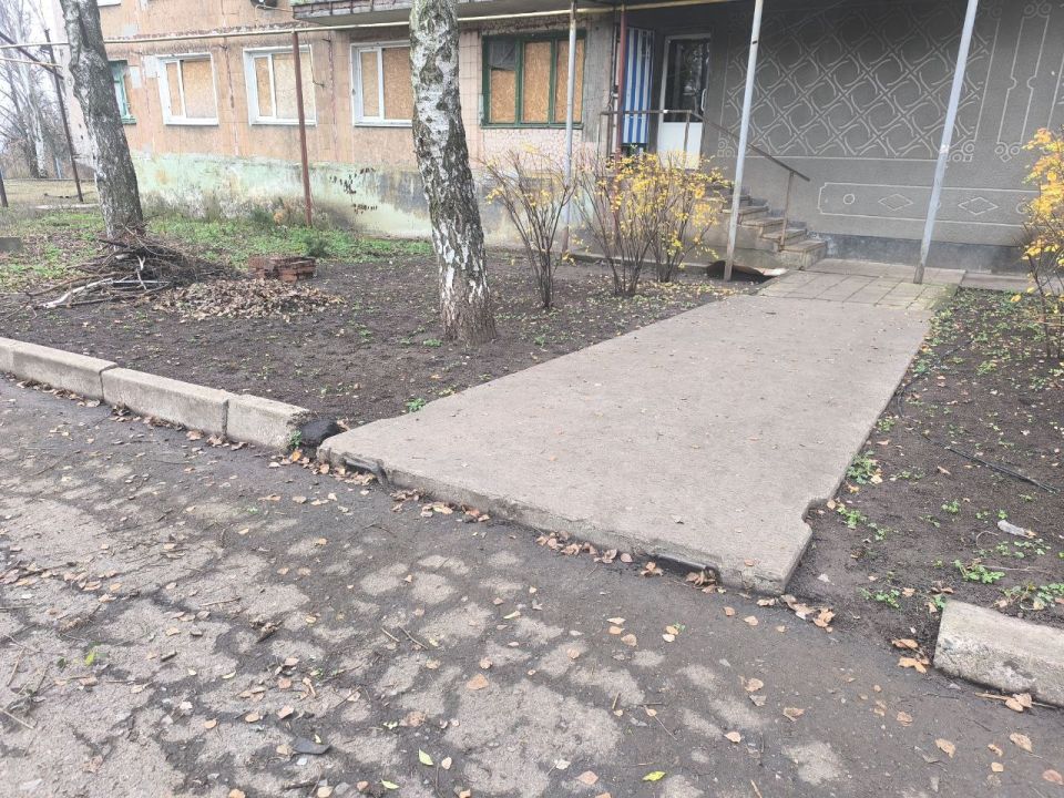 Чистота нашего поселка — в наших руках! Чистота нашего поселка — в наших руках!