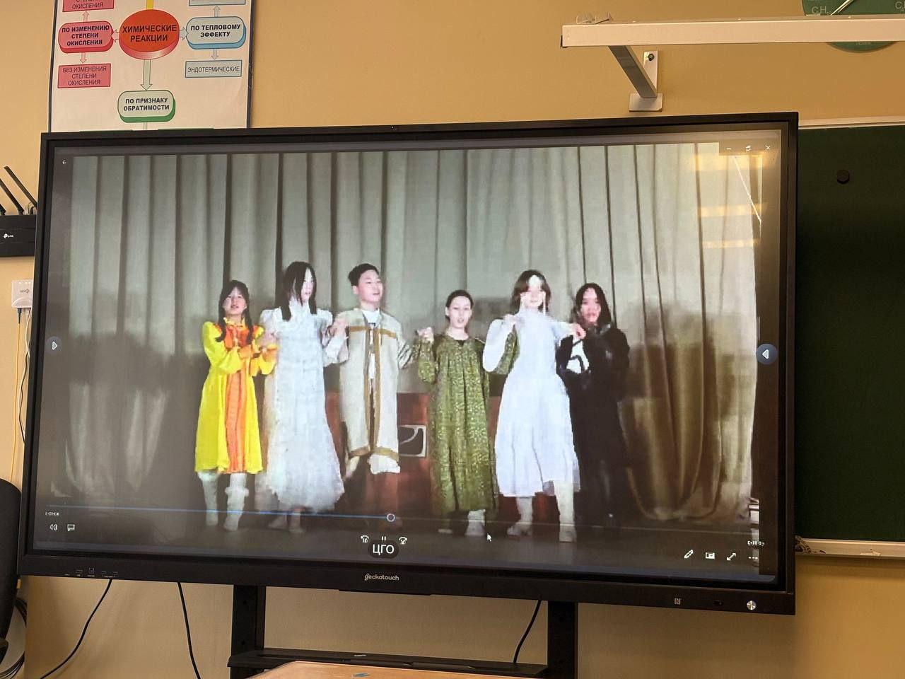 Школа № 4 Докучаевска и Центр глобального образования Якутска подпишут соглашение о сотрудничестве Школа № 4 Докучаевска и Центр глобального образования Якутска подпишут соглашение о сотрудничестве