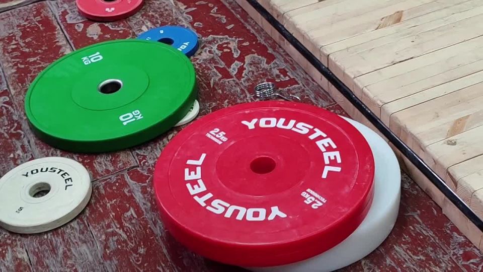 Евгений Ширшов: На протяжении трёх дней в Донецке проходил Кубок Донецкой Народной Республики по тяжёлой атлетике среди юношей и девушек памяти выдающемуся спортсмену, ЗМС СССР Владимиру Соцу