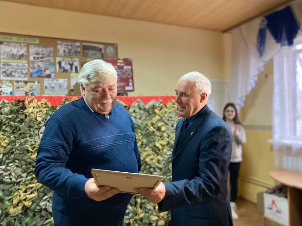 Евгений Поплавский: Сила «Искры»: наши волонтёры, наши герои! Евгений Поплавский: Сила «Искры»: наши волонтёры, наши герои!