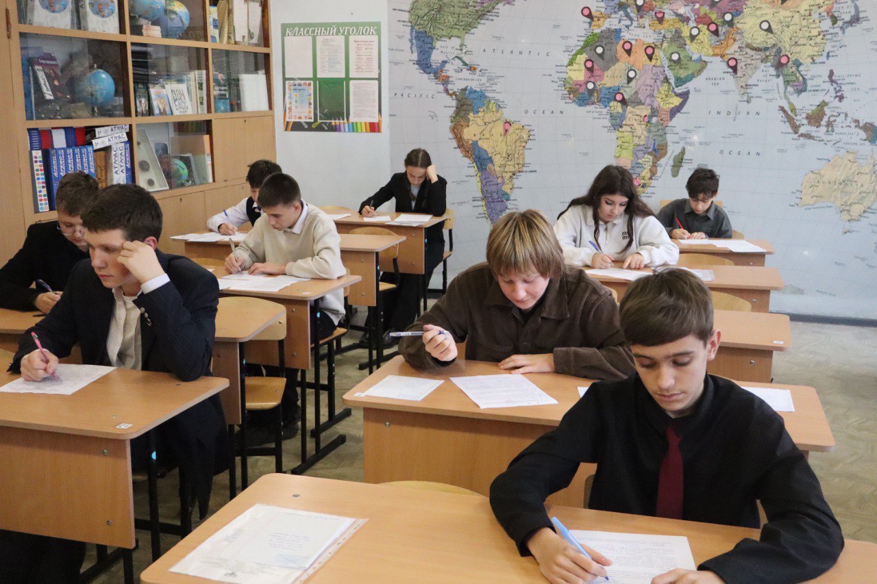 В ДНР продолжается муниципальный этап Всероссийской олимпиады школьников В ДНР продолжается муниципальный этап Всероссийской олимпиады школьников