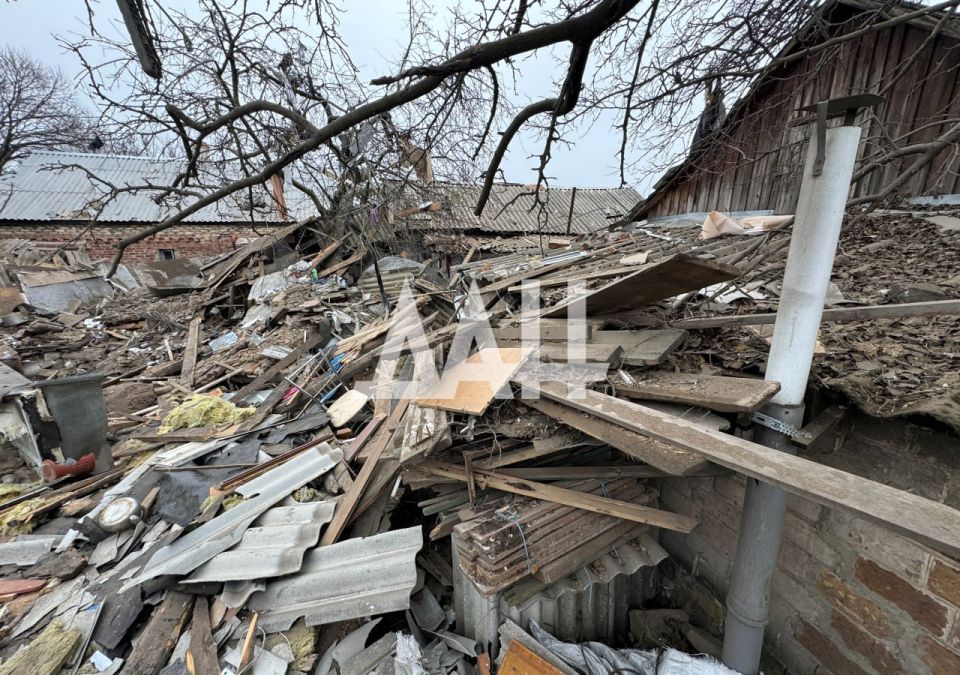 ФОТО: Место трагедии в Горловке, где от ВСУ пострадала семья ФОТО: Место трагедии в Горловке, где от ВСУ пострадала семья