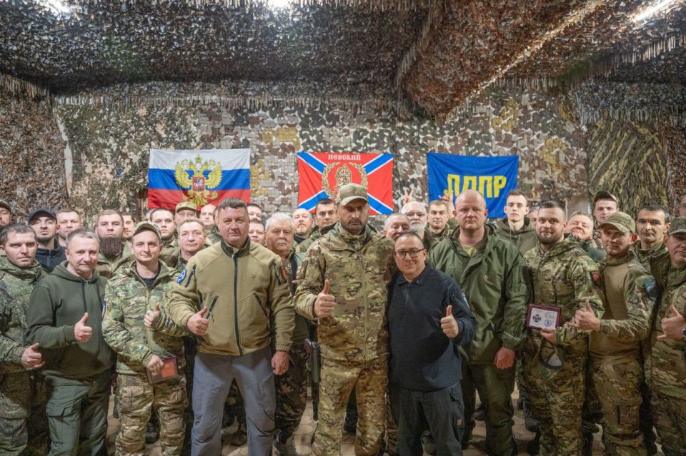 Андрей Крамар: В День памяти Святого Благоверного князя Александра Невского, счел исключительно важным лично поздравить бойцов добровольческой бригады, носящей его имя