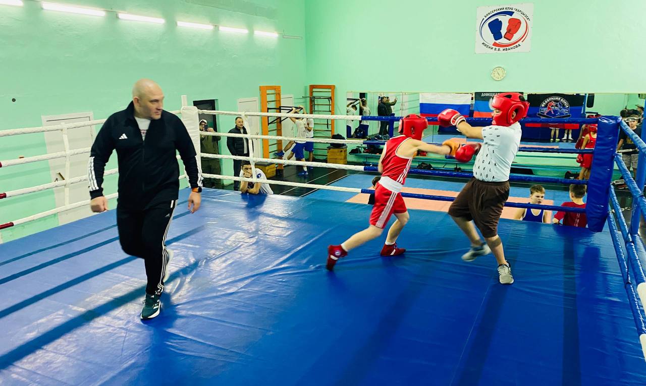 Сегодня в СОК ВИТЯЗЬ прошел открытый РИНГ среди юных спортсменов Сегодня в СОК ВИТЯЗЬ прошел открытый РИНГ среди юных спортсменов