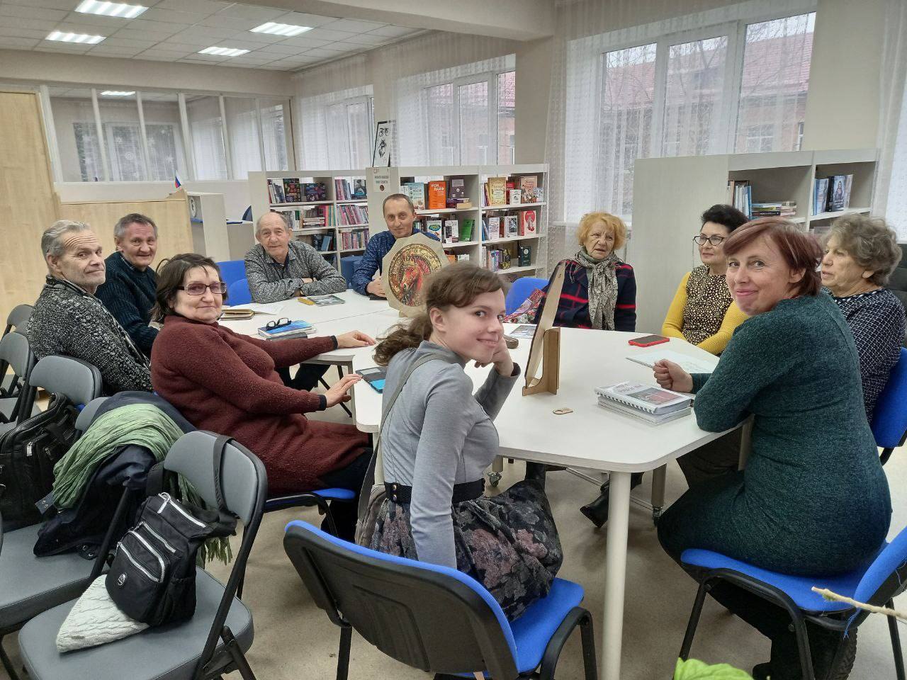 6 декабря в Центральной городской модельной библиотеке состоялось заседание литературно-поэтического клуба «Бригантина» 6 декабря в Центральной городской модельной библиотеке состоялось заседание литературно-поэтического клуба «Бригантина»