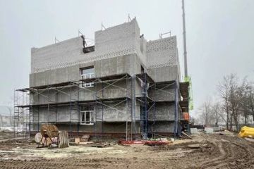 В Мариуполе на улице Владимирской восстанавливают школу №40