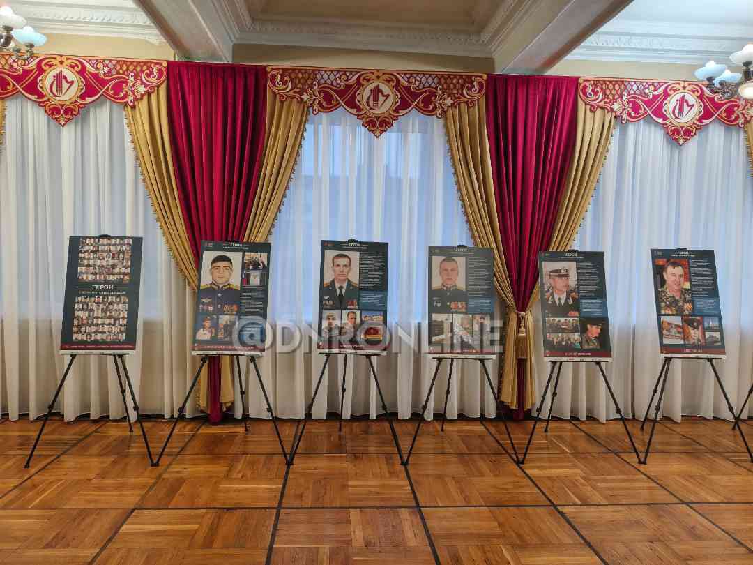 В Донецке проходит выставка «Я знаю правду о войне» В Донецке проходит выставка «Я знаю правду о войне»