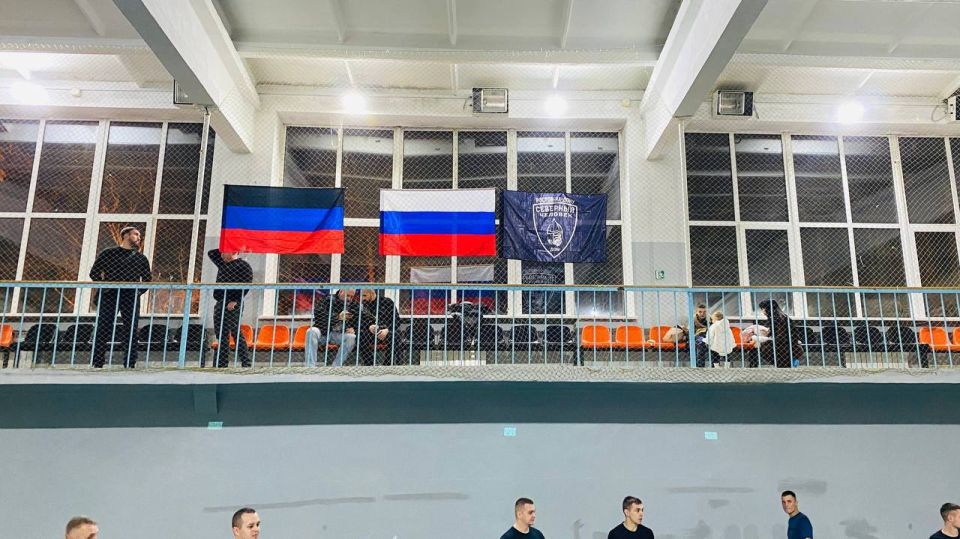 5 ноября в Спортивном Комплексе Трубник прошла Ночная Футбольная Лига 5 ноября в Спортивном Комплексе Трубник прошла Ночная Футбольная Лига