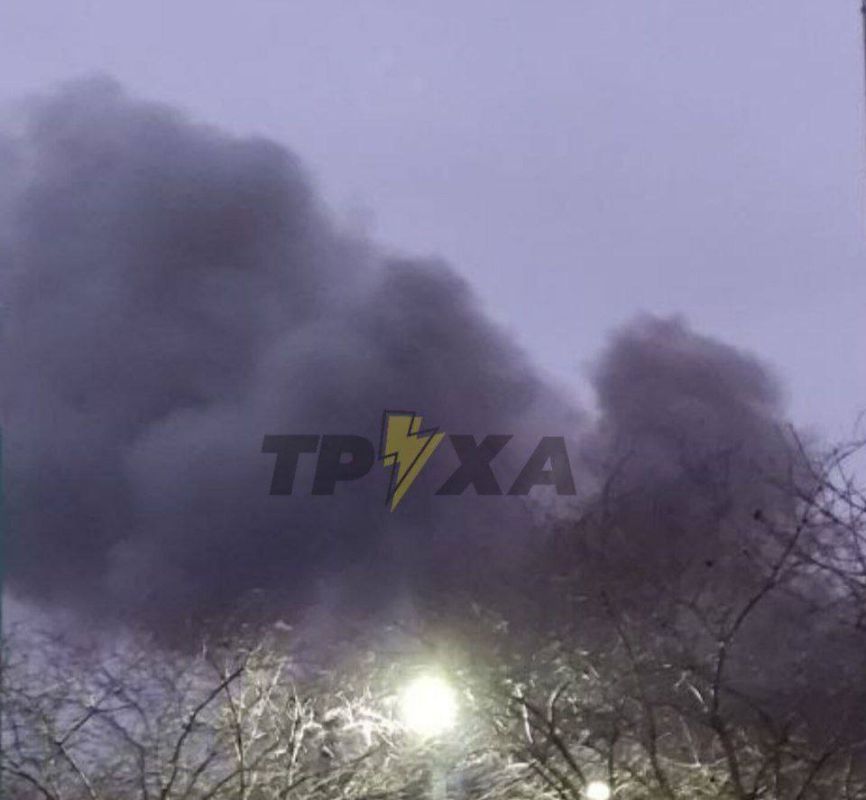 Российские дроны и ракеты пролетели над ДНР и разносят цели по всей Украине Российские дроны и ракеты пролетели над ДНР и разносят цели по всей Украине