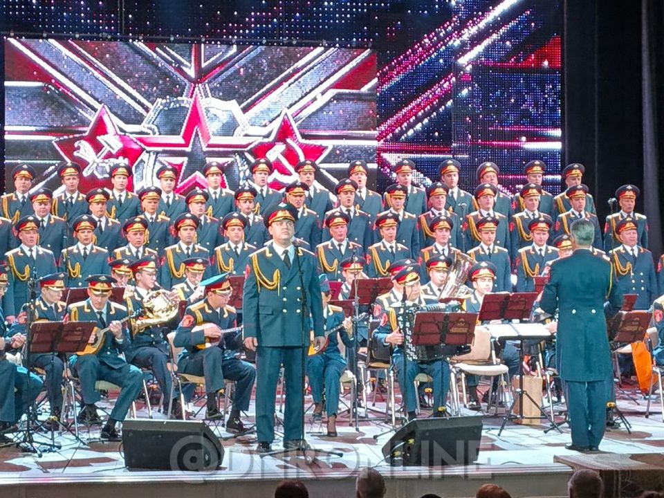 В столице ДНР состоялся концерт ансамбля Александрова В столице ДНР состоялся концерт ансамбля Александрова