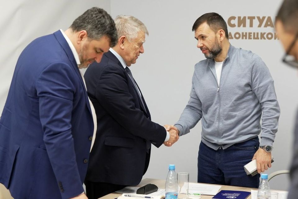 Александр Подгорный: С привлечением научного сообщества прорабатываем альтернативные варианты водоснабжения региона Александр Подгорный: С привлечением научного сообщества прорабатываем альтернативные варианты водоснабжения региона