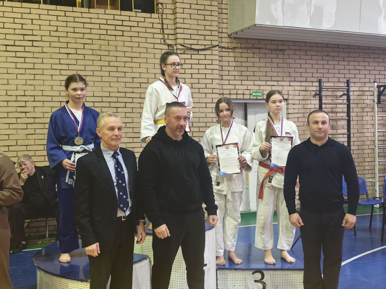 "Дзюдо - это не спорт.. Дзюдо - это добро ради добра" "Дзюдо - это не спорт.. Дзюдо - это добро ради добра"