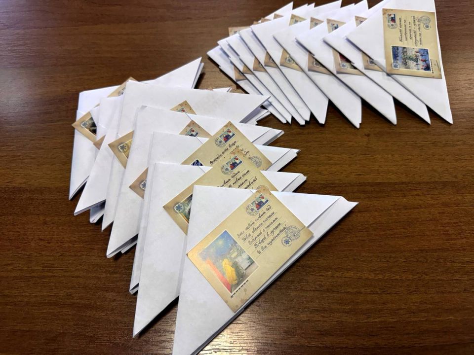 Новогодние пожелания для наших солдат созданы с теплотой и уважением