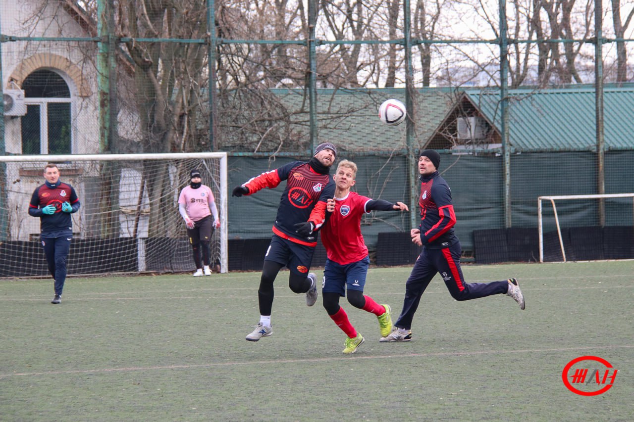 Сборная ФГУП «Железные дороги Новороссии» по футболу успешно дебютировала в Чемпионате ДНР! Сборная ФГУП «Железные дороги Новороссии» по футболу успешно дебютировала в Чемпионате ДНР!