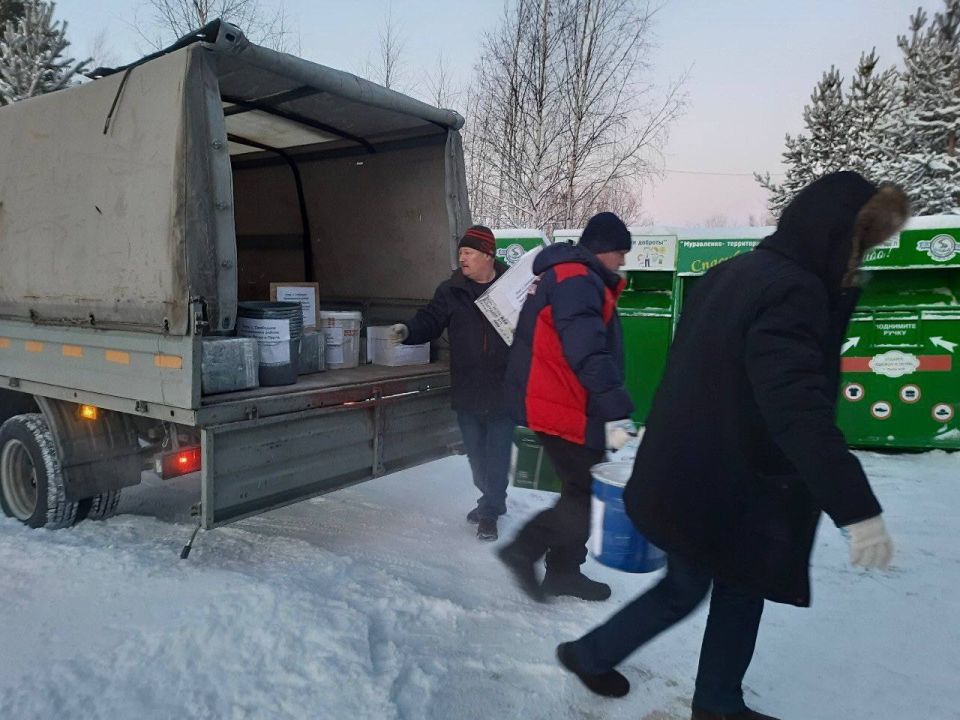 Очередная партия гуманитарного груза из Губкинского отправилась в Волновахский округ Очередная партия гуманитарного груза из Губкинского отправилась в Волновахский округ
