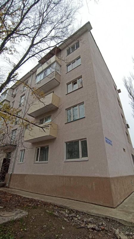 В Ильичевском районе Мариуполя завершается восстановление пятиэтажного жилого дома благодаря Московской области