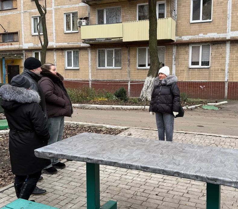 Наталья Бегуненко: Сегодня, 8 декабря, в рамках реализации проекта «УПРАВДОМ» партии Единая Россия заместитель руководителя Управы Петровского внутригородского района Администрации городского округа Донецк Елена Суржикова... Наталья Бегуненко: Сегодня, 8 декабря, в рамках реализации проекта «УПРАВДОМ» партии Единая Россия заместитель руководителя Управы Петровского внутригородского района Администрации городского округа Донецк Елена Суржикова...