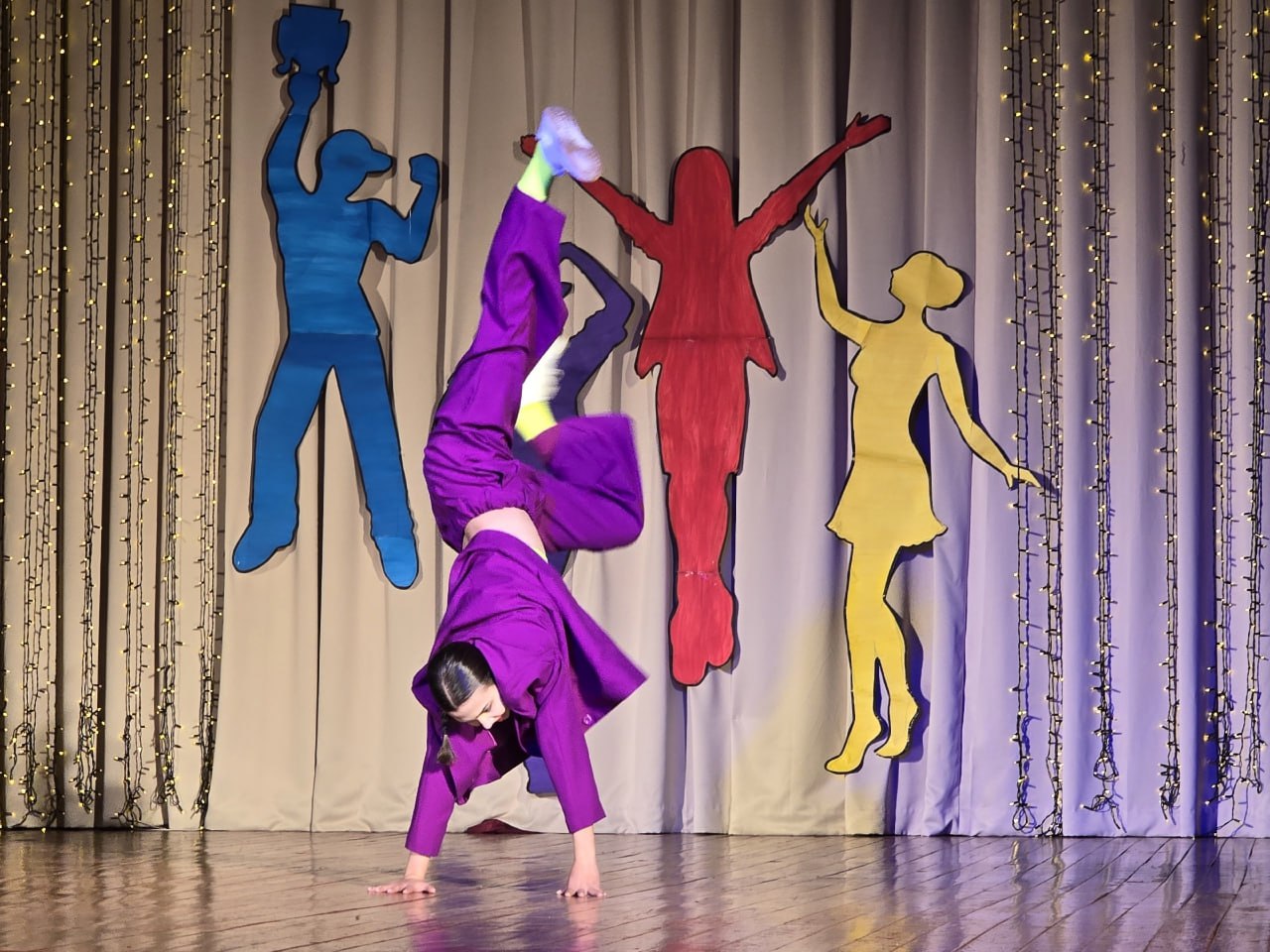 "Тэмпл-данс" на "Открытой сцене"! "Тэмпл-данс" на "Открытой сцене"!