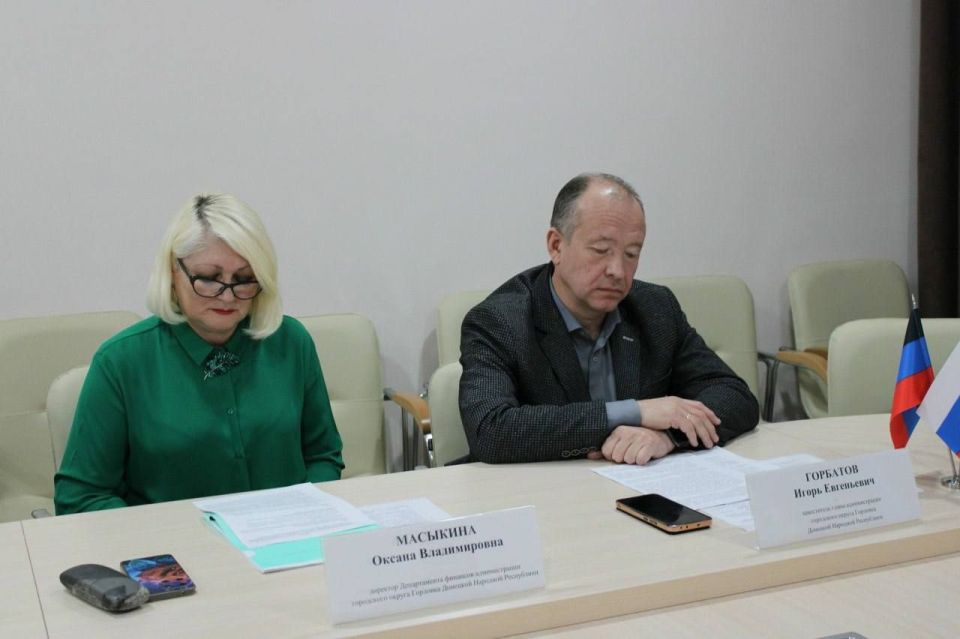 Представители Общественного совета на заседаниях Горловского городского совета и постоянных комитетов Представители Общественного совета на заседаниях Горловского городского совета и постоянных комитетов