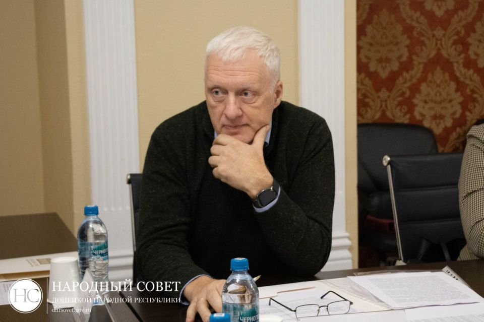 В Народном Совете обсудили развитие сферы образования в регионе В Народном Совете обсудили развитие сферы образования в регионе