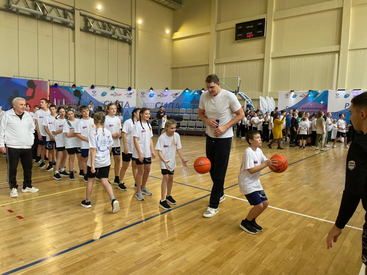 В Алуште с 1 по 7 декабря 2025 года успешно прошел детский спортивный фестиваль «Малые ID-игры» В Алуште с 1 по 7 декабря 2025 года успешно прошел детский спортивный фестиваль «Малые ID-игры»