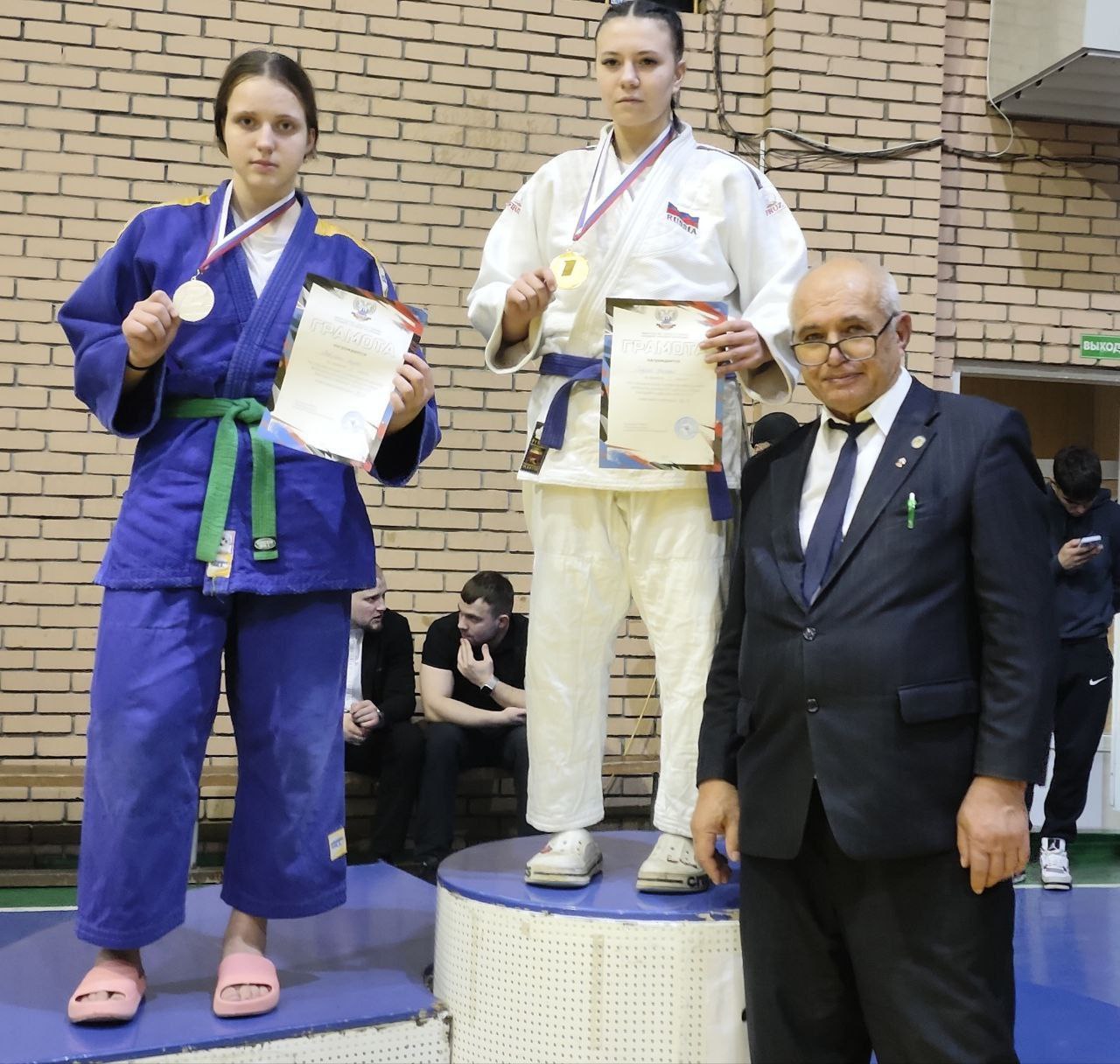 6 декабря в Донецке прошли "РЕСПУБЛИКАНСКИЕ СОРЕВНОВАНИЯ ПАМЯТИ ВЕТЕРАНОВ ДОНЕЦКОГО ДЗЮДО" 6 декабря в Донецке прошли "РЕСПУБЛИКАНСКИЕ СОРЕВНОВАНИЯ ПАМЯТИ ВЕТЕРАНОВ ДОНЕЦКОГО ДЗЮДО"