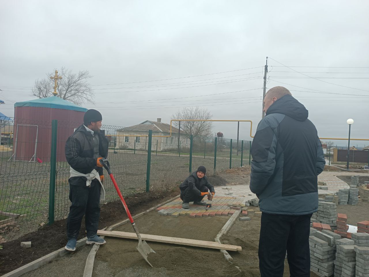 Сергей Юзвинкевич: В рамках федеральной программы "Формирование комфортной городской среды" в селе Касьяновка продолжается комплекс работ по благоустройству общественной зоны отдыха Сергей Юзвинкевич: В рамках федеральной программы "Формирование комфортной городской среды" в селе Касьяновка продолжается комплекс работ по благоустройству общественной зоны отдыха