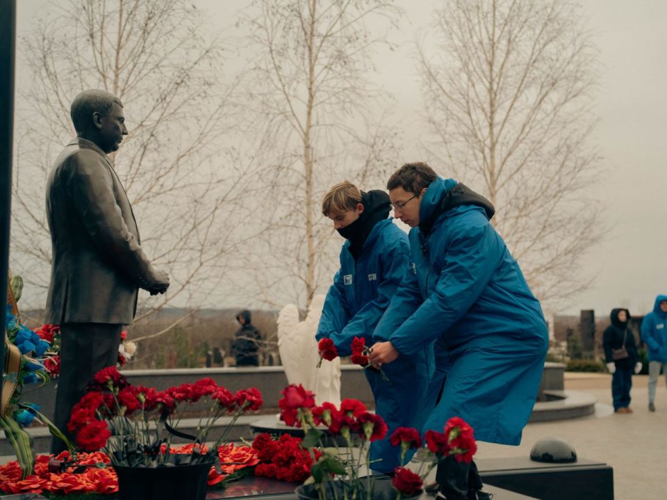Мы почтили память Героев Отечества на новом мемориале кладбища «Донецкое море» Мы почтили память Героев Отечества на новом мемориале кладбища «Донецкое море»