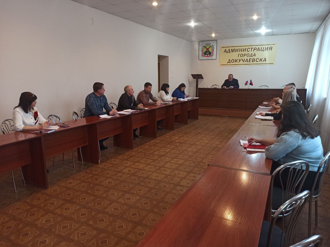 Александр Качанов: Плановое оперативное совещание прошло с руководителями структурных подразделений администрации 08.12.2025 г