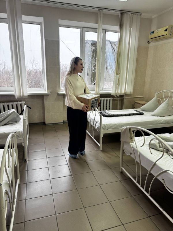 В рамках проекта «Доброслужащий» сотрудники Администрации городского округа Харцызск совместно с активистами юнармейских отрядов приняли участие в акции «Посылка добра» и оказали благотворительную помощь... В рамках проекта «Доброслужащий» сотрудники Администрации городского округа Харцызск совместно с активистами юнармейских отрядов приняли участие в акции «Посылка добра» и оказали благотворительную помощь...