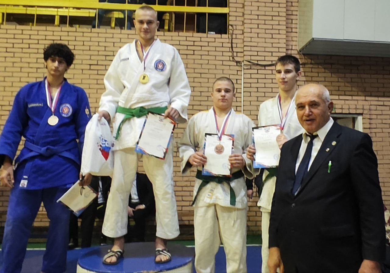 6 декабря в Донецке прошли "РЕСПУБЛИКАНСКИЕ СОРЕВНОВАНИЯ ПАМЯТИ ВЕТЕРАНОВ ДОНЕЦКОГО ДЗЮДО" 6 декабря в Донецке прошли "РЕСПУБЛИКАНСКИЕ СОРЕВНОВАНИЯ ПАМЯТИ ВЕТЕРАНОВ ДОНЕЦКОГО ДЗЮДО"
