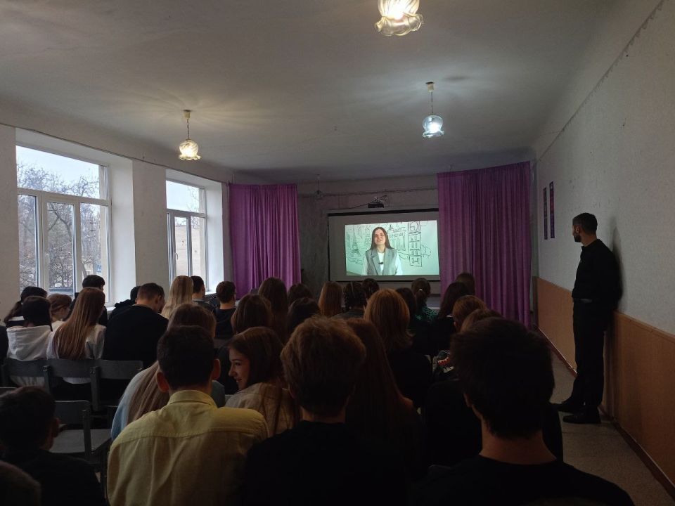 Профориентация в Донецком педагогическом Профориентация в Донецком педагогическом