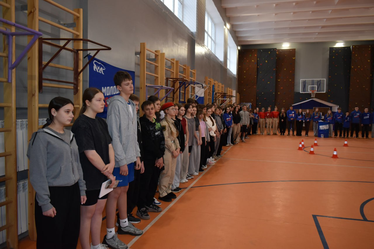 Игорь Лызов: Поприсутствовал на патриотическом мероприятии, организованном МГЕР на базе Амвросиевской школы № 6 Игорь Лызов: Поприсутствовал на патриотическом мероприятии, организованном МГЕР на базе Амвросиевской школы № 6