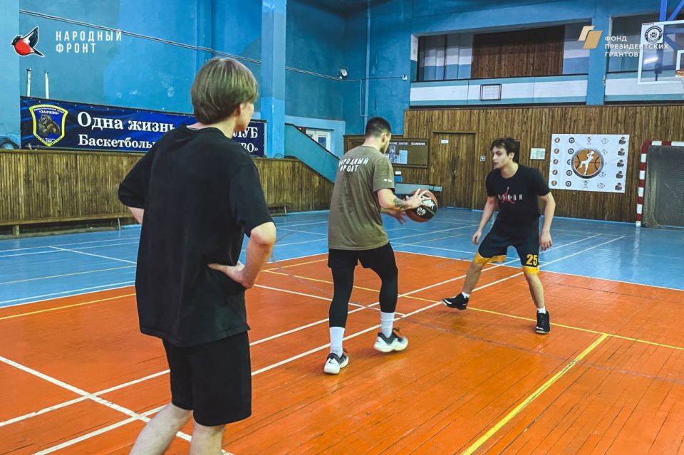 «Андердоги» в игре!. Баскетбольная команда Молодёжки Народного фронта ДНР «Андердоги» провела мощную тренировку «Андердоги» в игре!. Баскетбольная команда Молодёжки Народного фронта ДНР «Андердоги» провела мощную тренировку