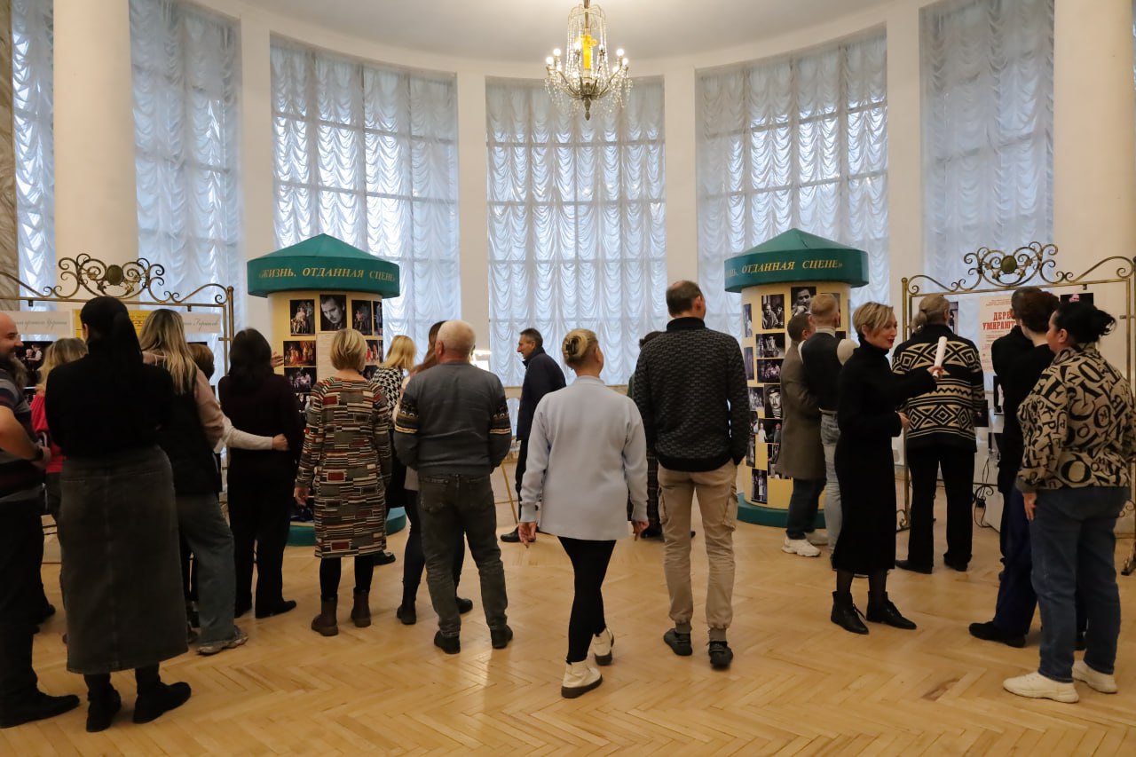 Открытие выставки, посвященной памяти Геннадия Горшкова Открытие выставки, посвященной памяти Геннадия Горшкова