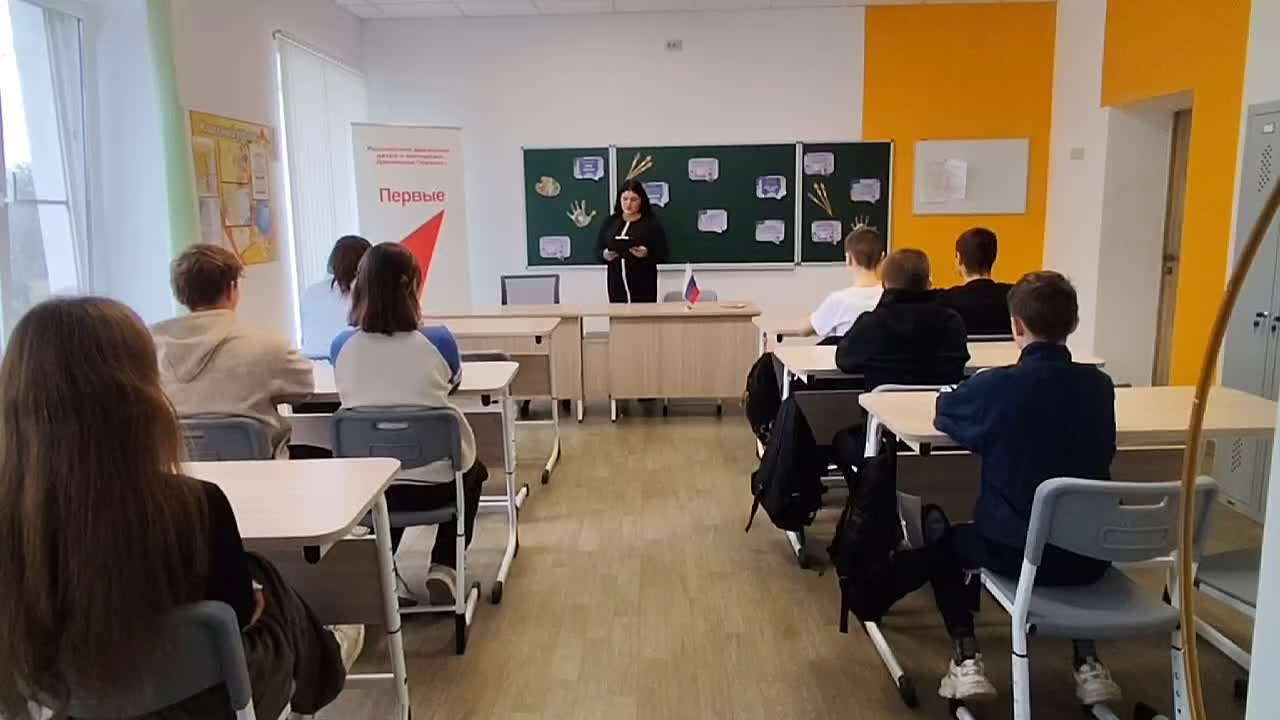 Каждый год 8 декабря мы отмечаем особенный праздник, который объединяет сердца профессионалов и любителей искусства – День художника