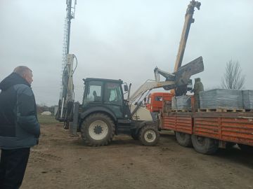 Сергей Юзвинкевич: В рамках федеральной программы "Формирование комфортной городской среды" в селе Касьяновка продолжается комплекс работ по благоустройству общественной зоны отдыха