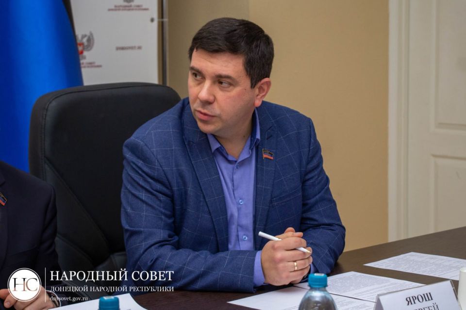 В Народном Совете обсудили развитие сферы образования в регионе В Народном Совете обсудили развитие сферы образования в регионе