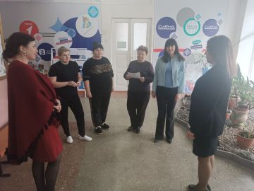 , 9 ,       : .. , . , .  7,       