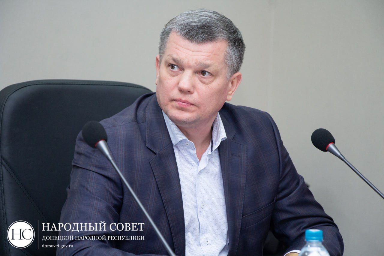 Константин Кузьмин: В Народном Совете ДНР состоялись публичные слушания по проекту бюджета Донецкой Народной Республики на 2026 год и на плановый период 2027 и 2028 годов Константин Кузьмин: В Народном Совете ДНР состоялись публичные слушания по проекту бюджета Донецкой Народной Республики на 2026 год и на плановый период 2027 и 2028 годов